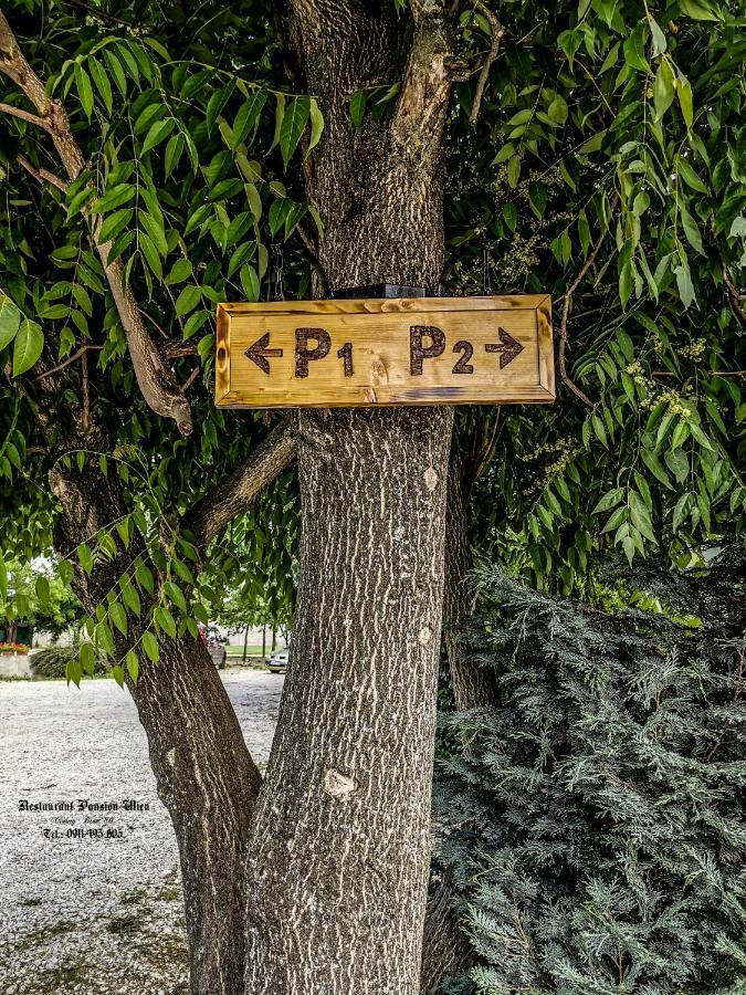 Cierny Brod Restaurant Pansion Wien מראה חיצוני תמונה